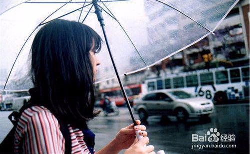 别人吃瓜我搬砖的视频,看搬砖人如何边吃瓜边搬砖