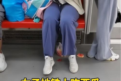 吉林女子吃瓜视频大全,揭秘民间趣味生活瞬间